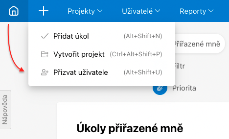 Přes ikonu + klikni na Přizvat uživatele.