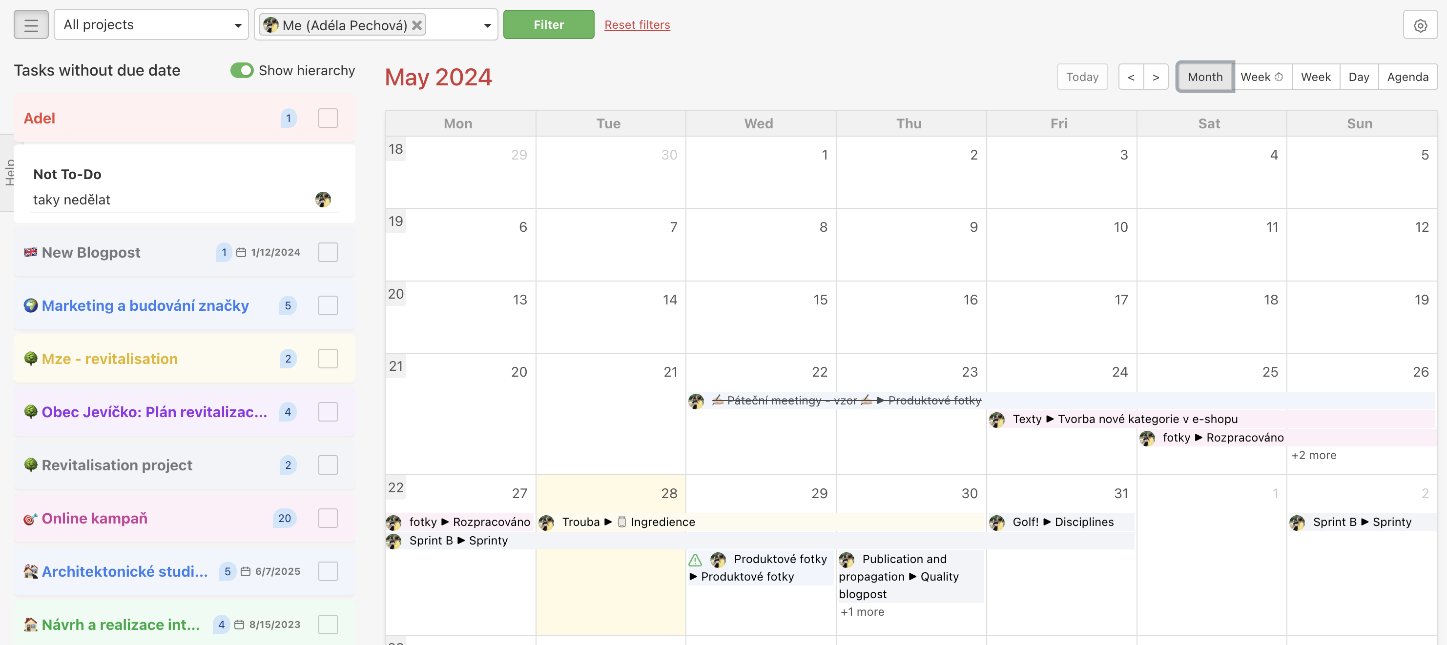 Freelo calendar with tasks planned in it.