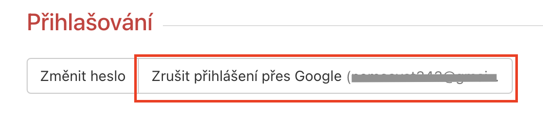 Na stránce Zabezpečení a přihlášení zrušte propojení s Google účtem.